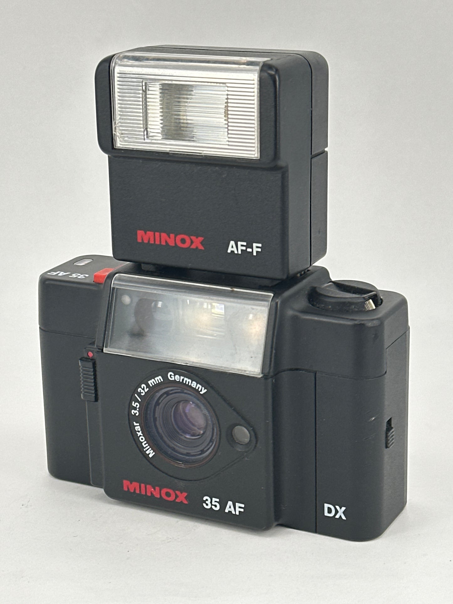 Minox 35 AF DX with Minox AF-F Flash