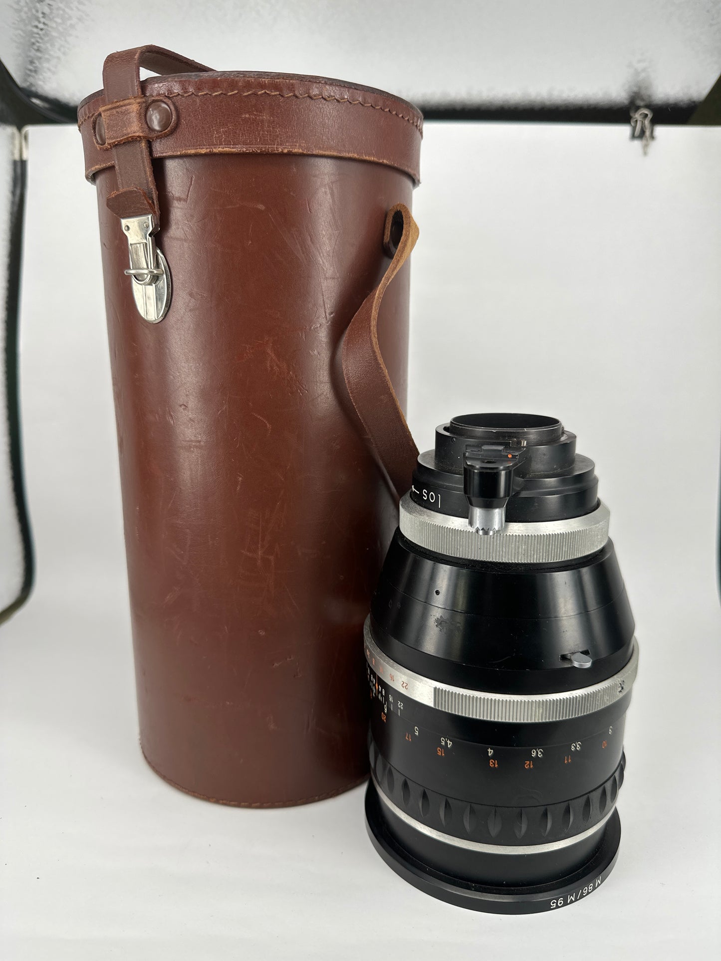 Carl Zeiss Jena Sonnar 180mm f2.8 lens for Exakta