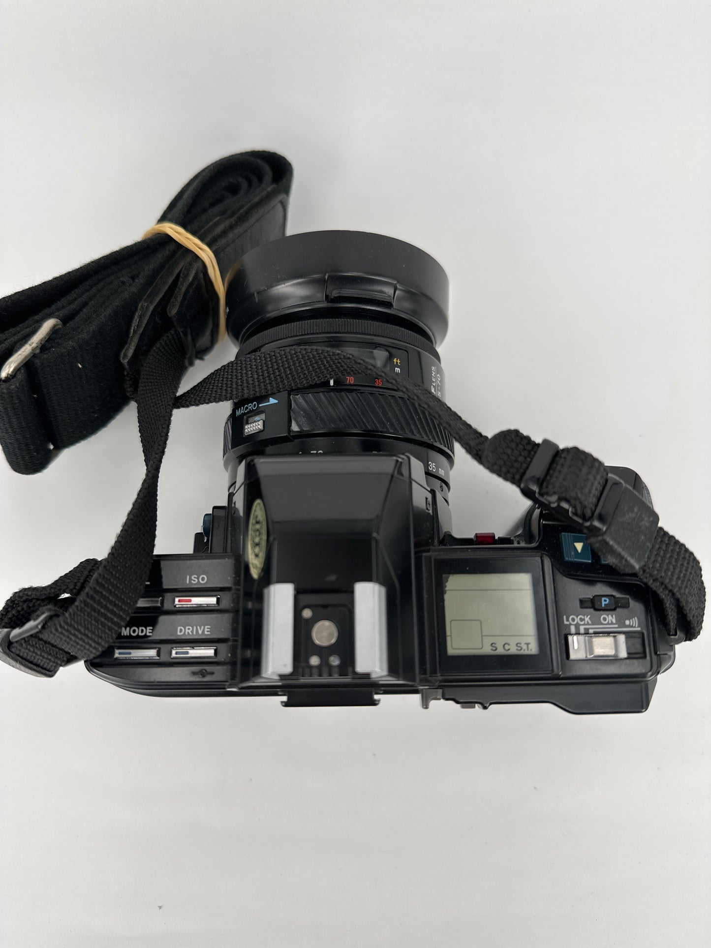 Minolta 7000 AF with Minolta AF Zoom 35-700mm f4 lens