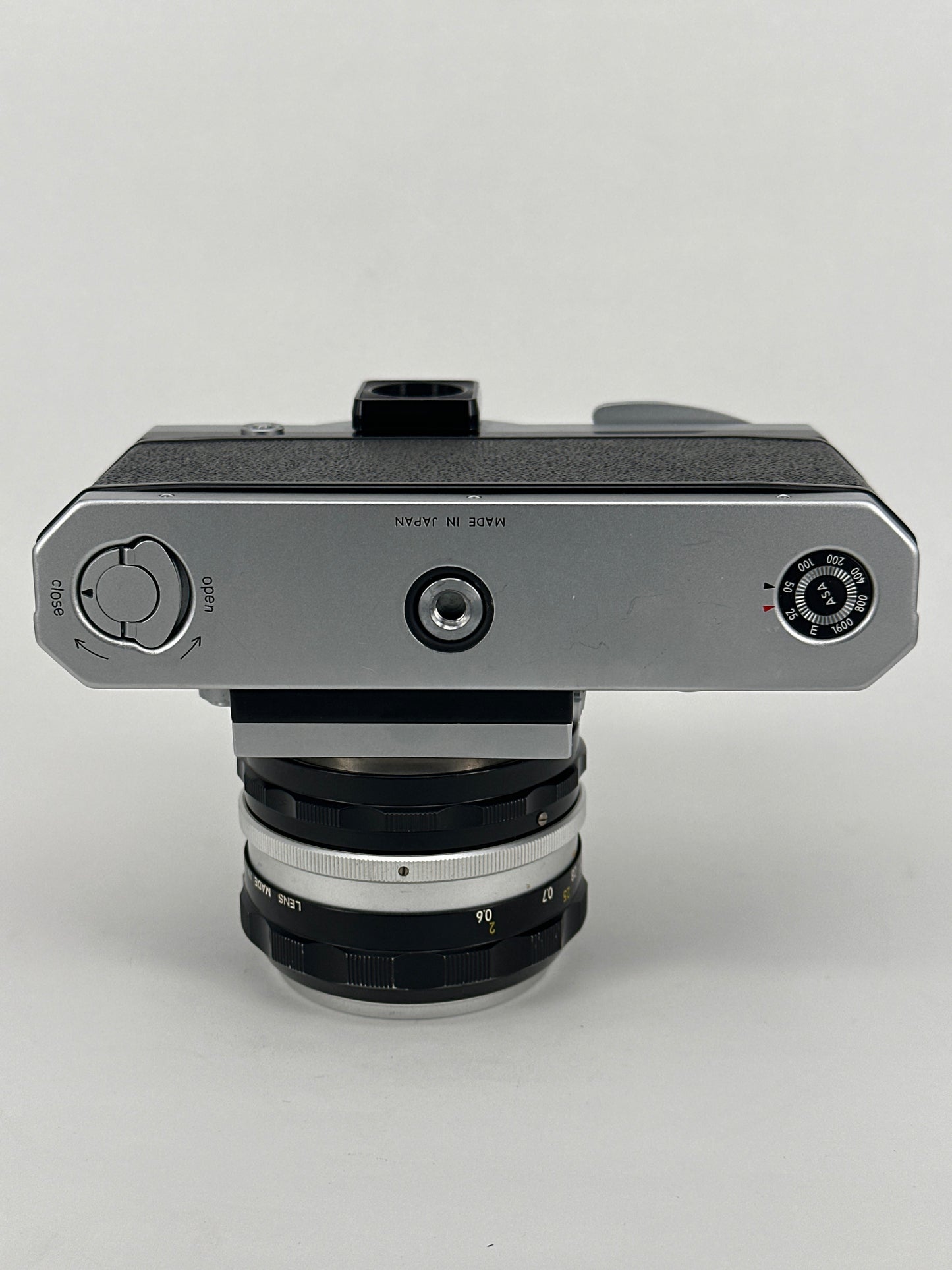 Nikon F with Nikkor-S Auto 50mm f1.4 lens