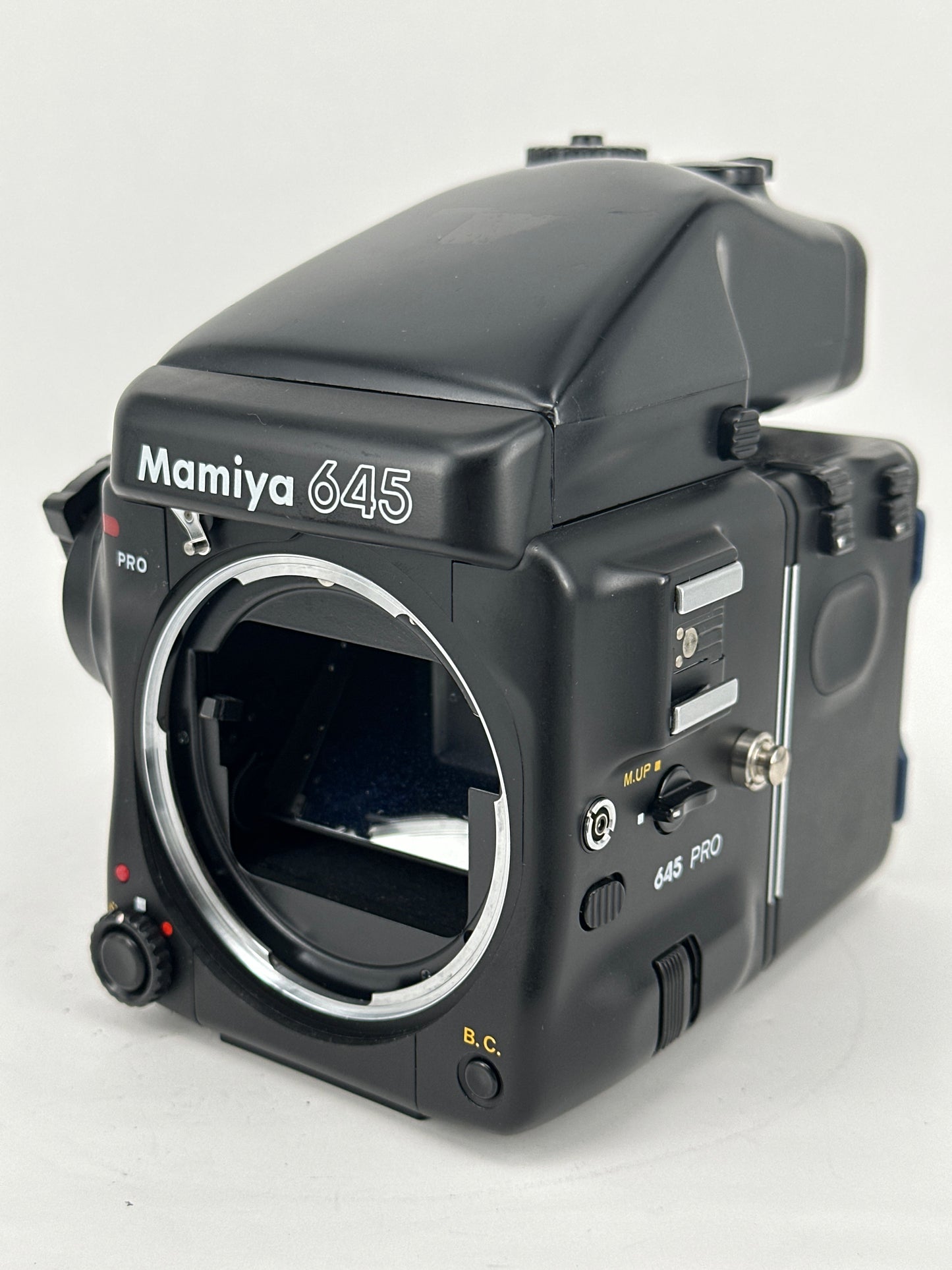 Mamiya 645 Pro with Mamiya-Sekor Zoom C 105-210mm f4.5 lens