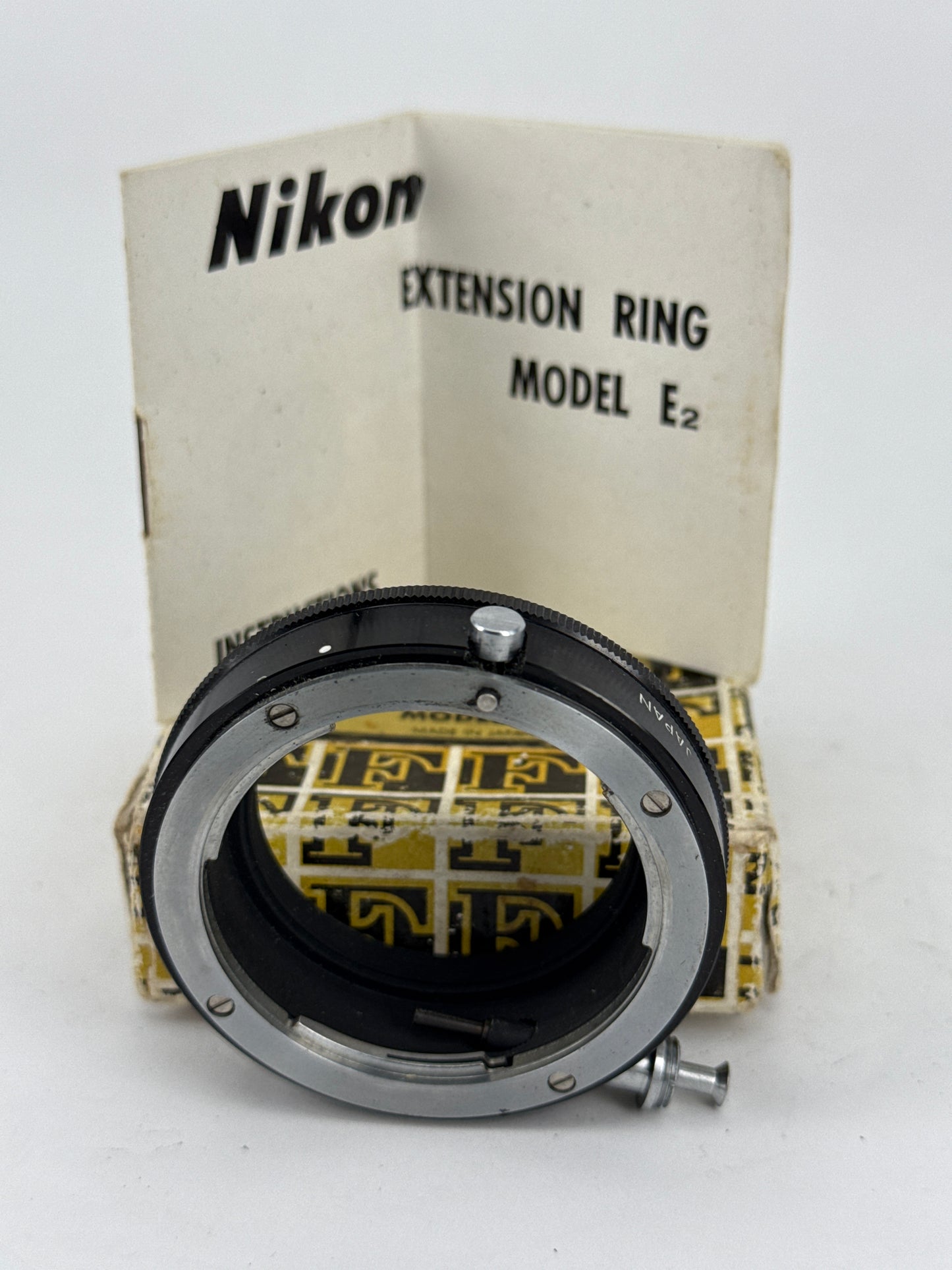 Nikon Extension Ring E2 with box and instructions
