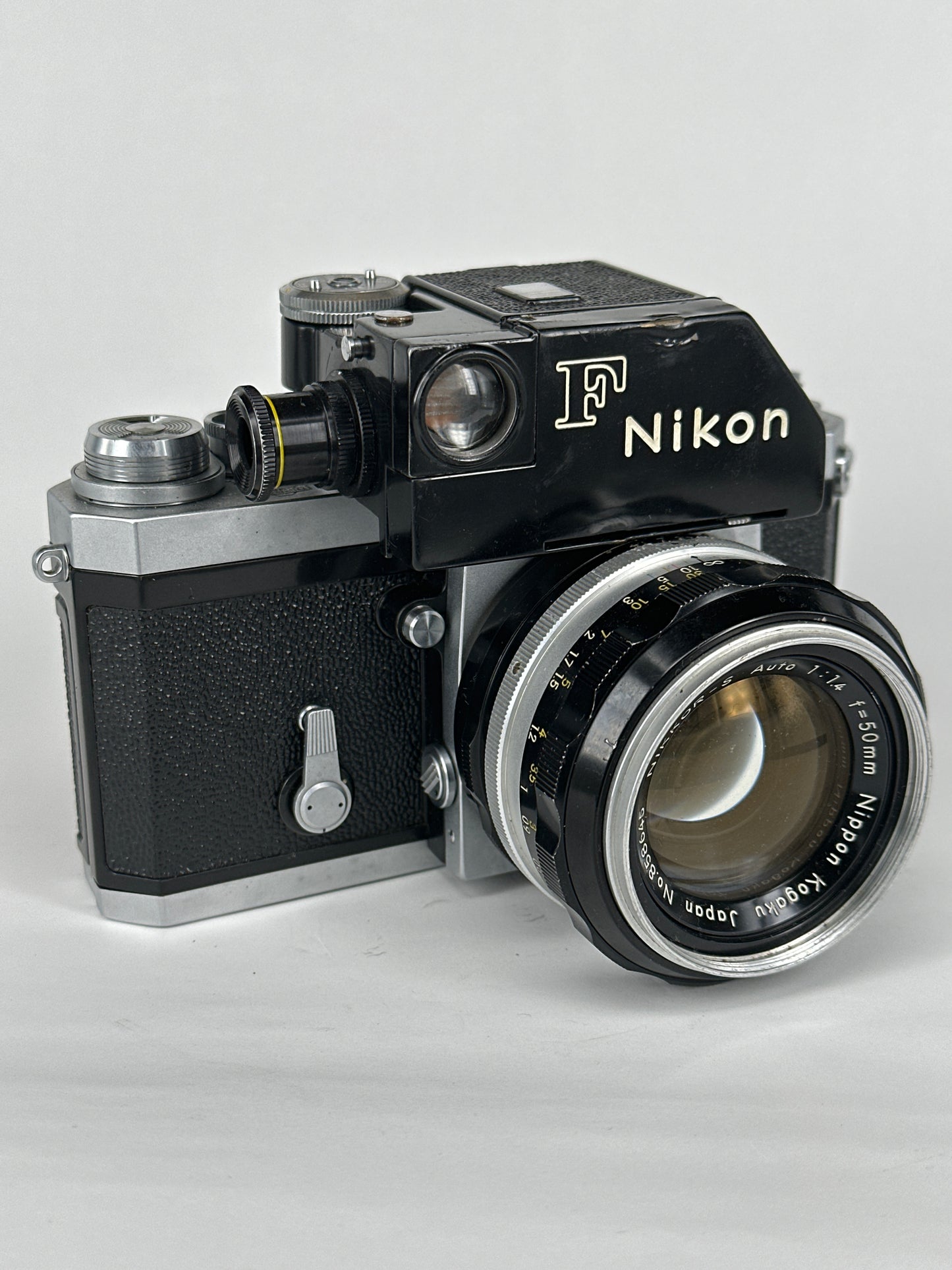 Nikon F