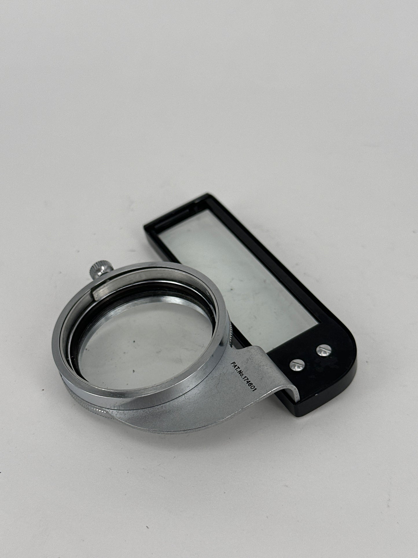 Canon Auto-Up I 40"-22" or 100cm-56cm for 50mm f1.8