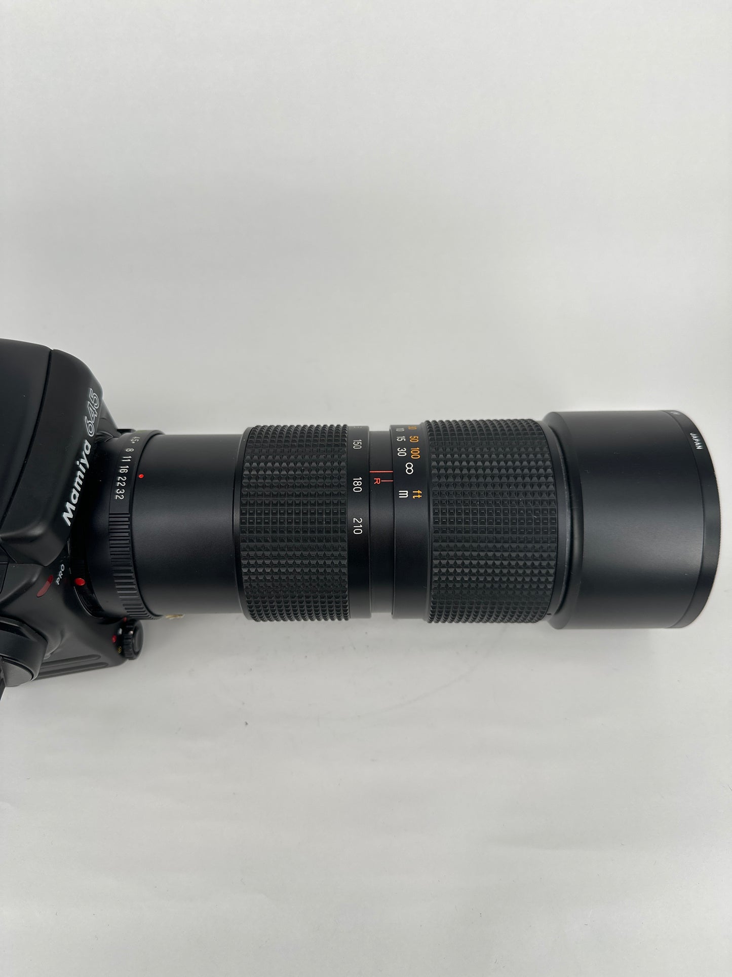Mamiya 645 Pro with Mamiya-Sekor Zoom C 105-210mm f4.5 lens