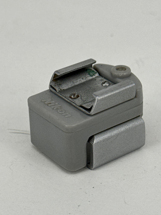 Nikon F flash coupler