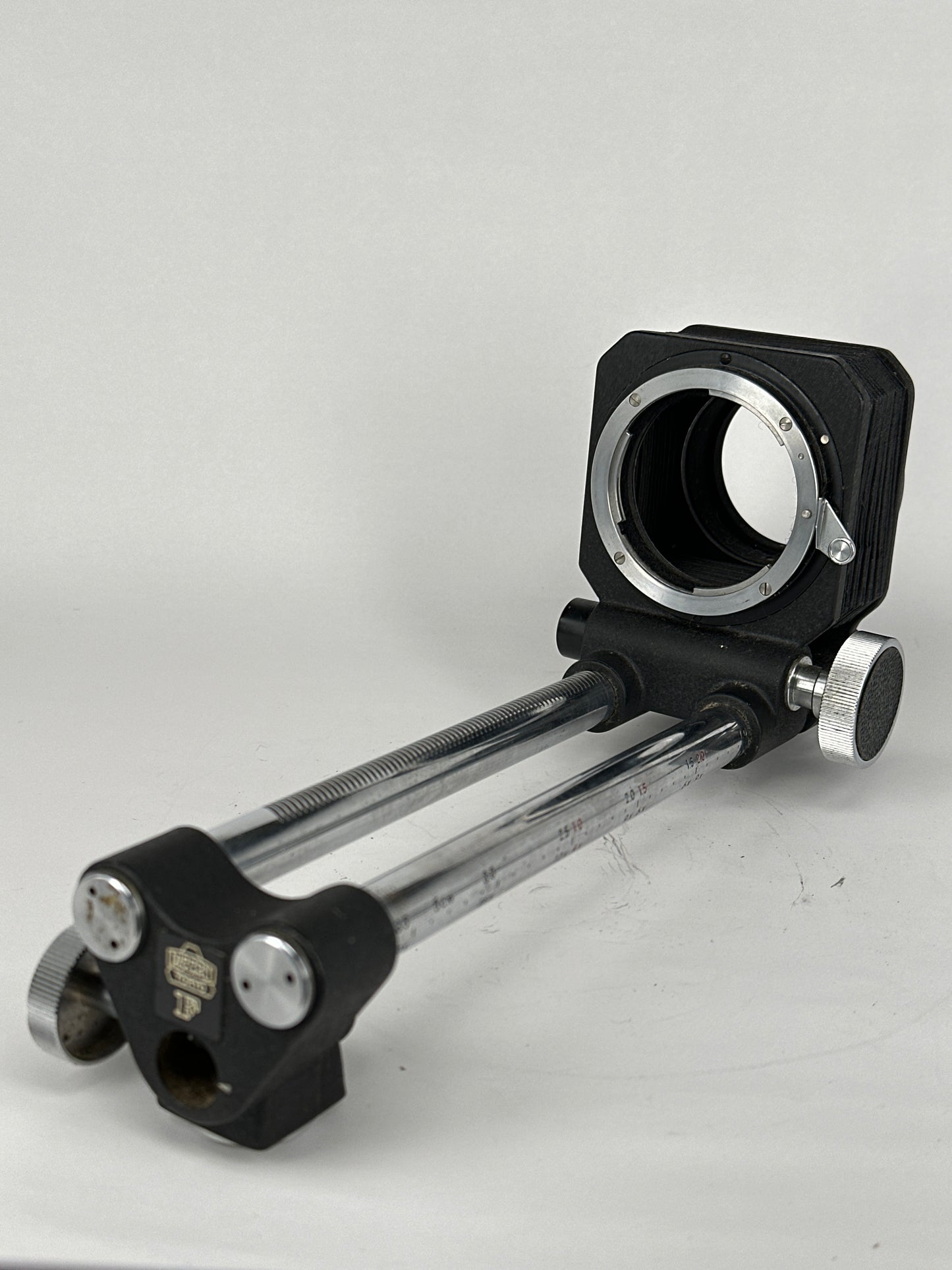Bellows Focusing Attachment for Nikon F Early