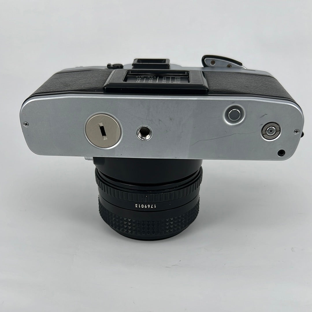 Minolta XD + 50mm f2 lens