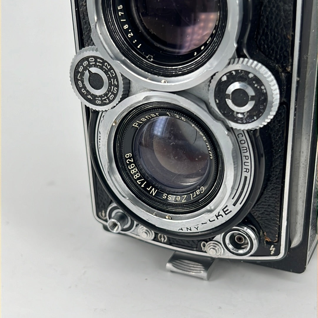 Rolleiflex 3.5e with meter