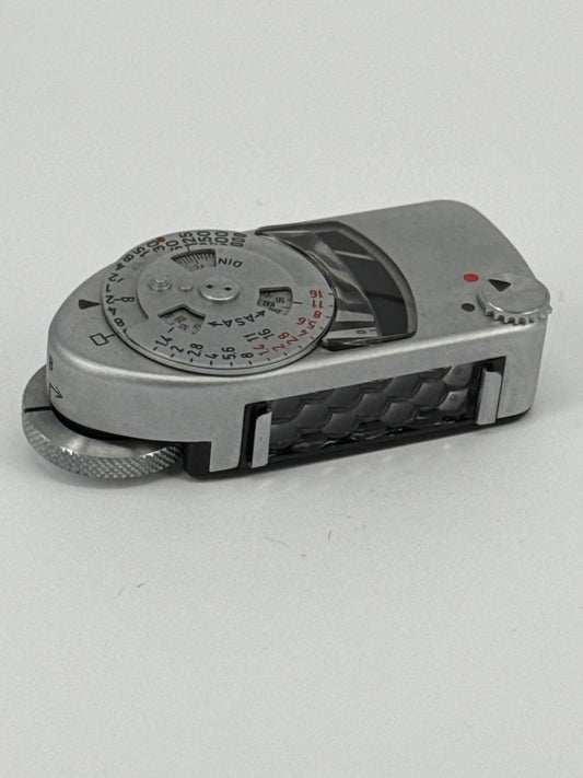Leica Meter MC Chrome.