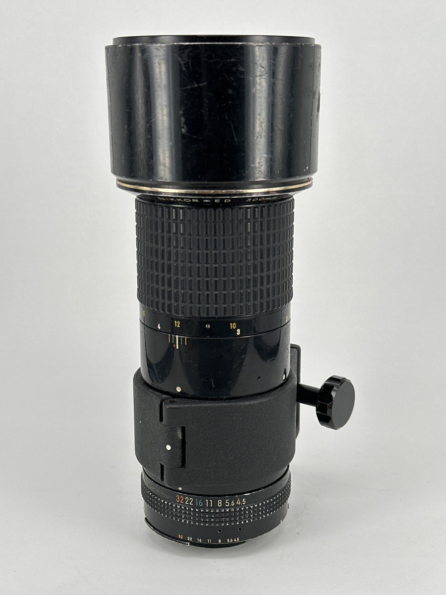 Nikkor*ED 300mm f4.5 AI lens