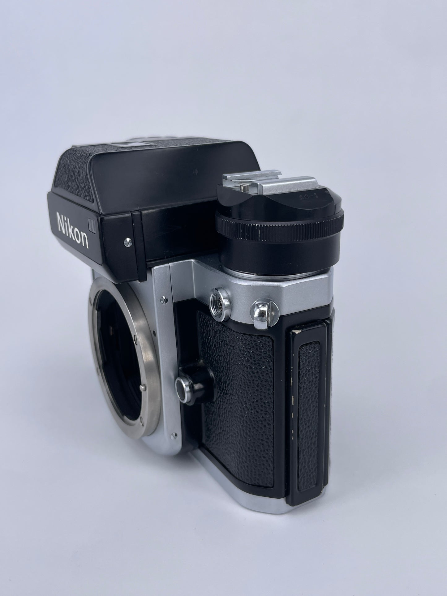 Nikon F2