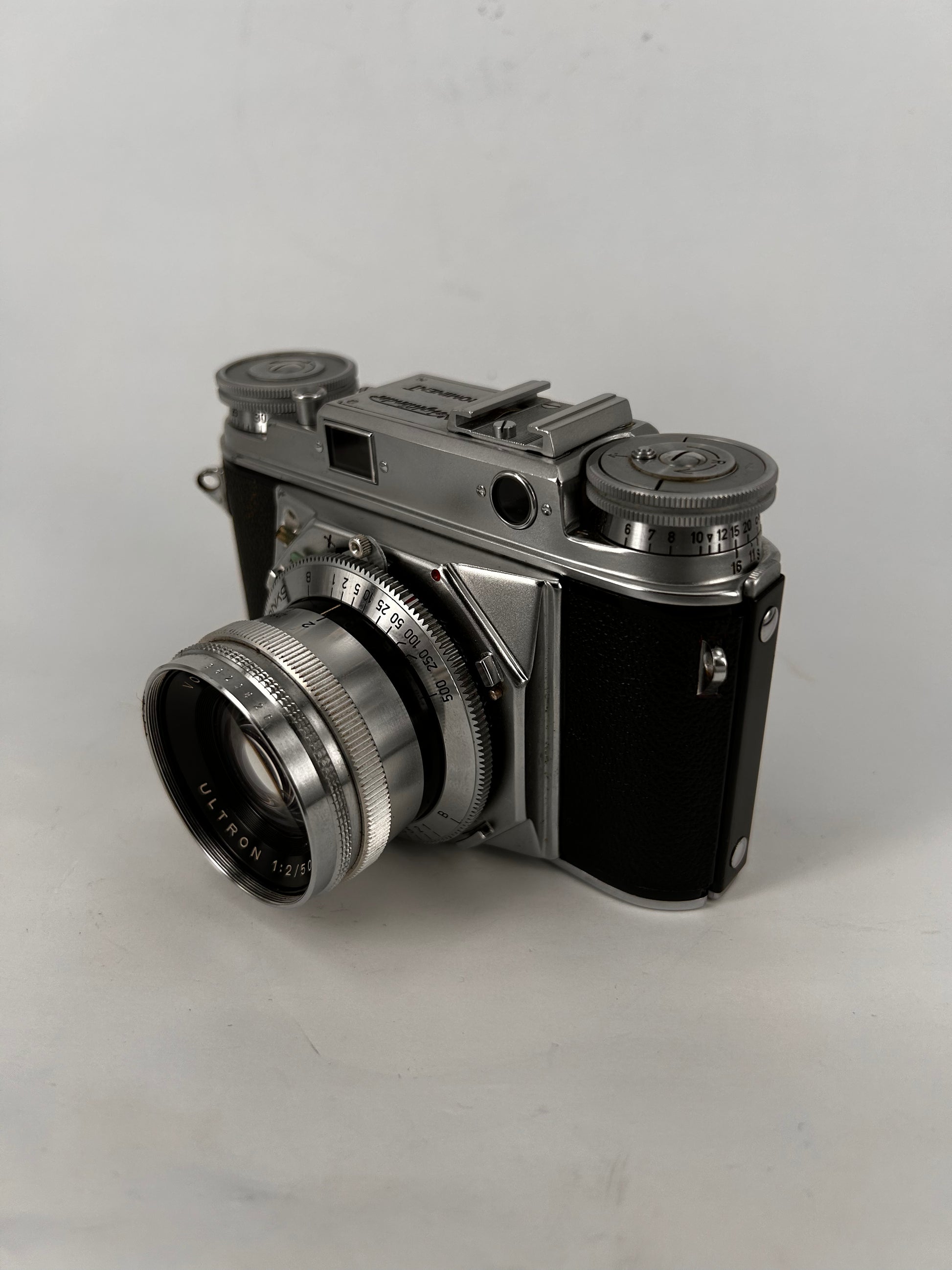Voigtländer Prominent – Classic Camera Voigtländer Prominent – Classic Camera