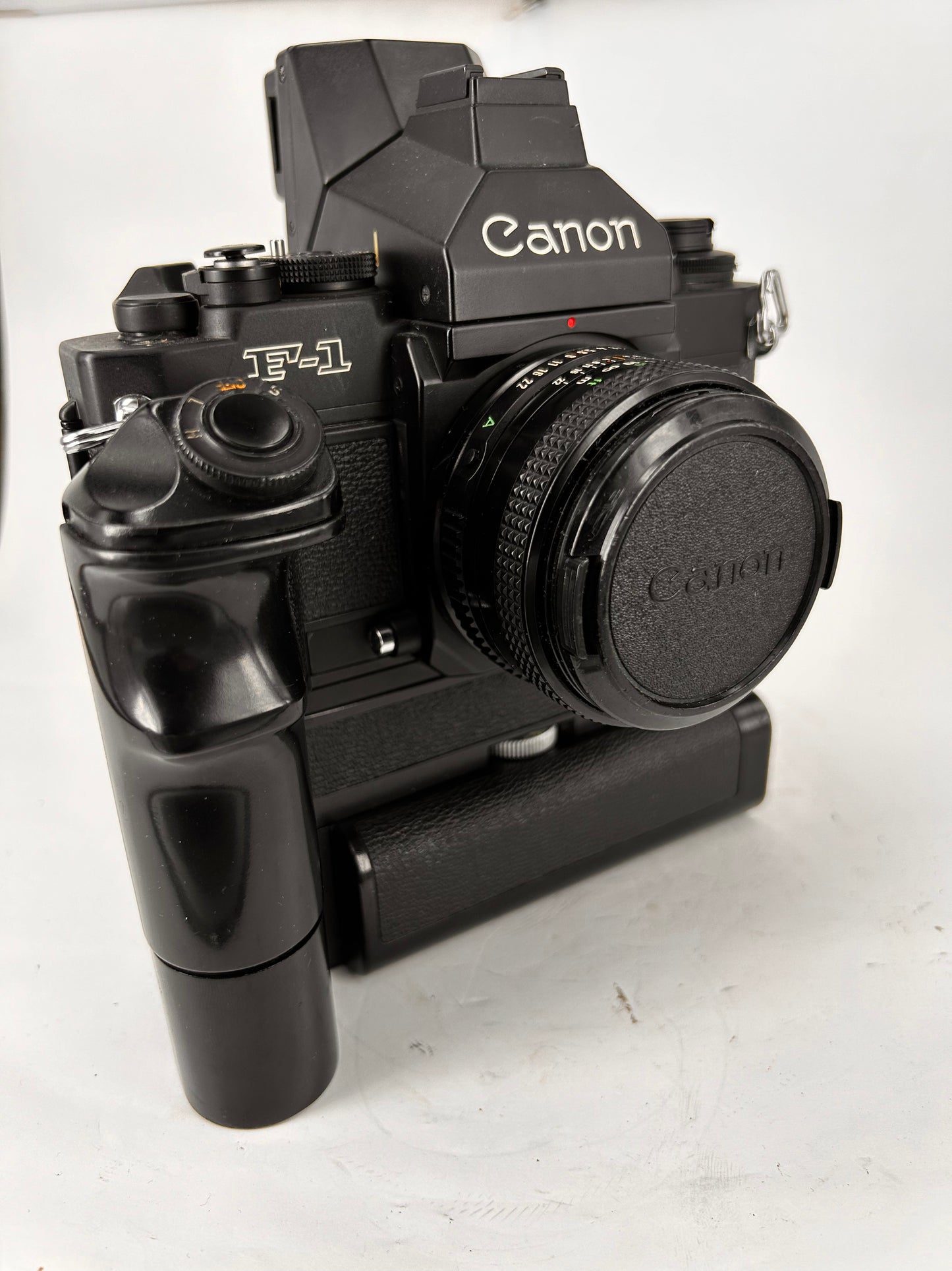 Canon F-1