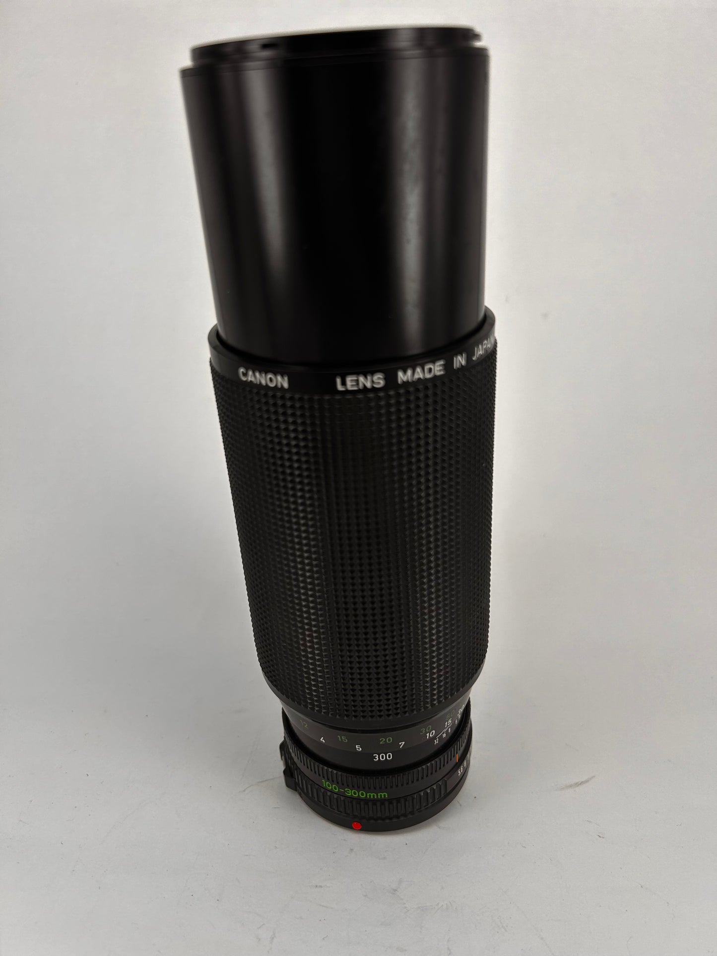 Canon zoom lens FD 100 - 300 mm F 5.6