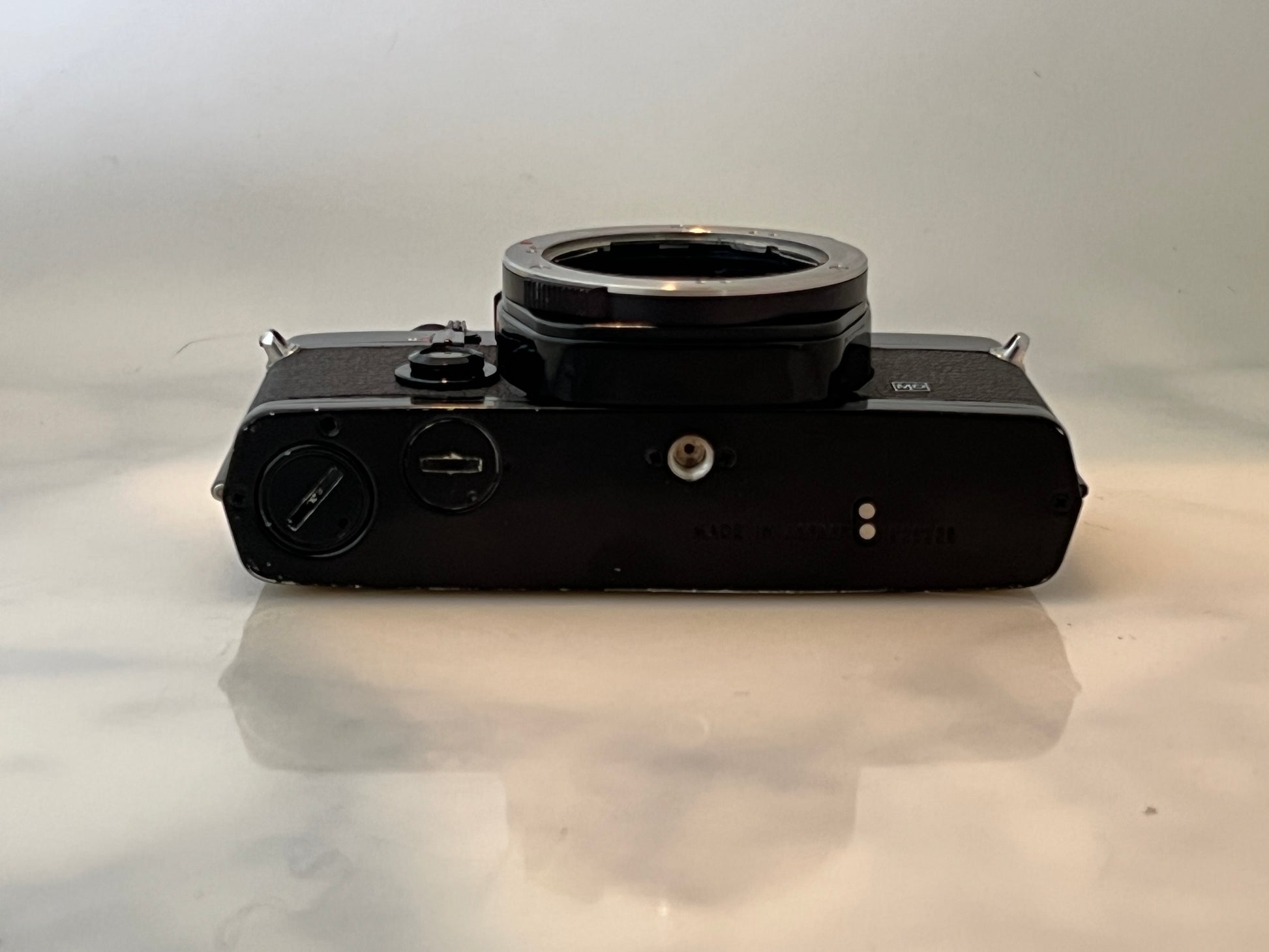 Olympus OM-1 Black 35mm SLR Film Camera (Body Only) – Classic Camera